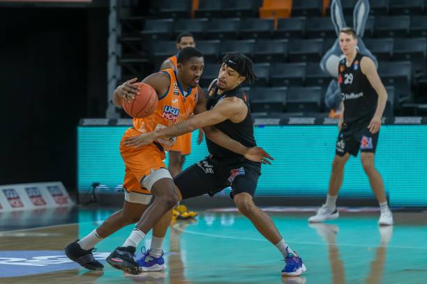 主场霸主的 主场霸主的