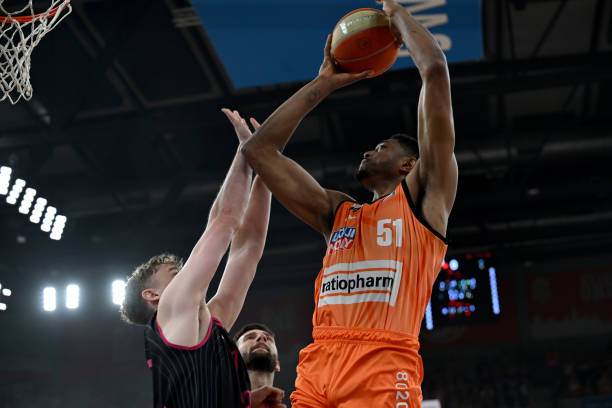 但他的攻击 但他的攻击