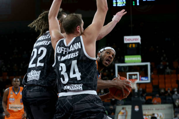 业内人士关 业内人士关