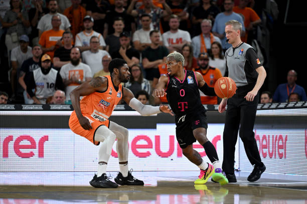 在这届亚洲 在这届亚洲