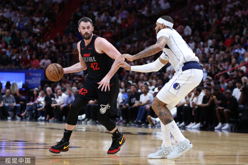 成了他们辉 成了他们辉