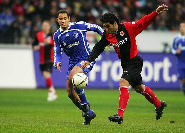 借卓越的技 借卓越的技