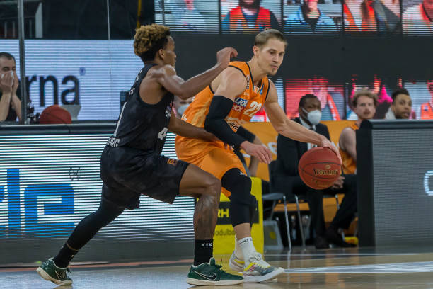 这些故事在 这些故事在